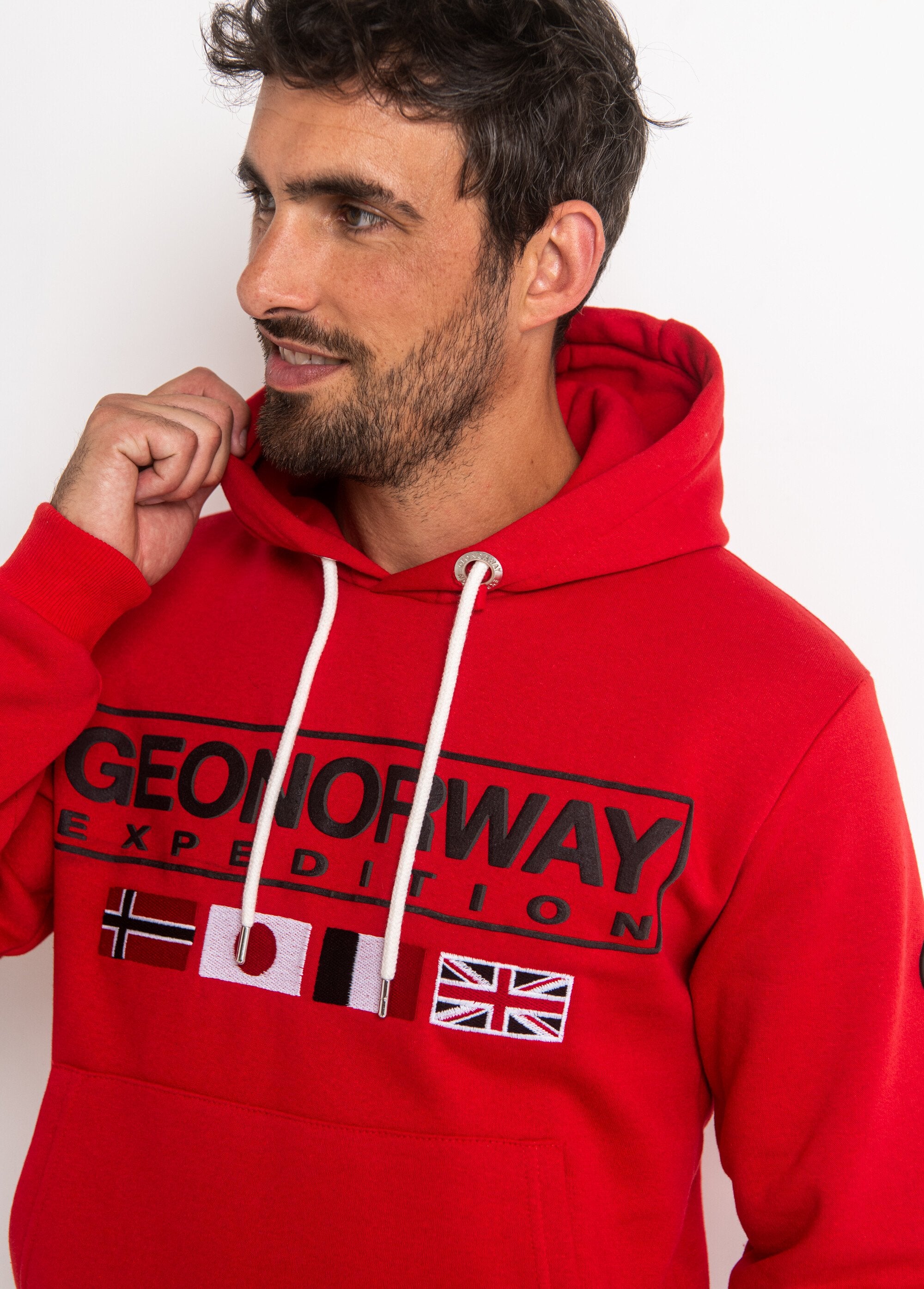 Vlag_hoodie_met_kangoeroezak_Rouge_DE1_slim