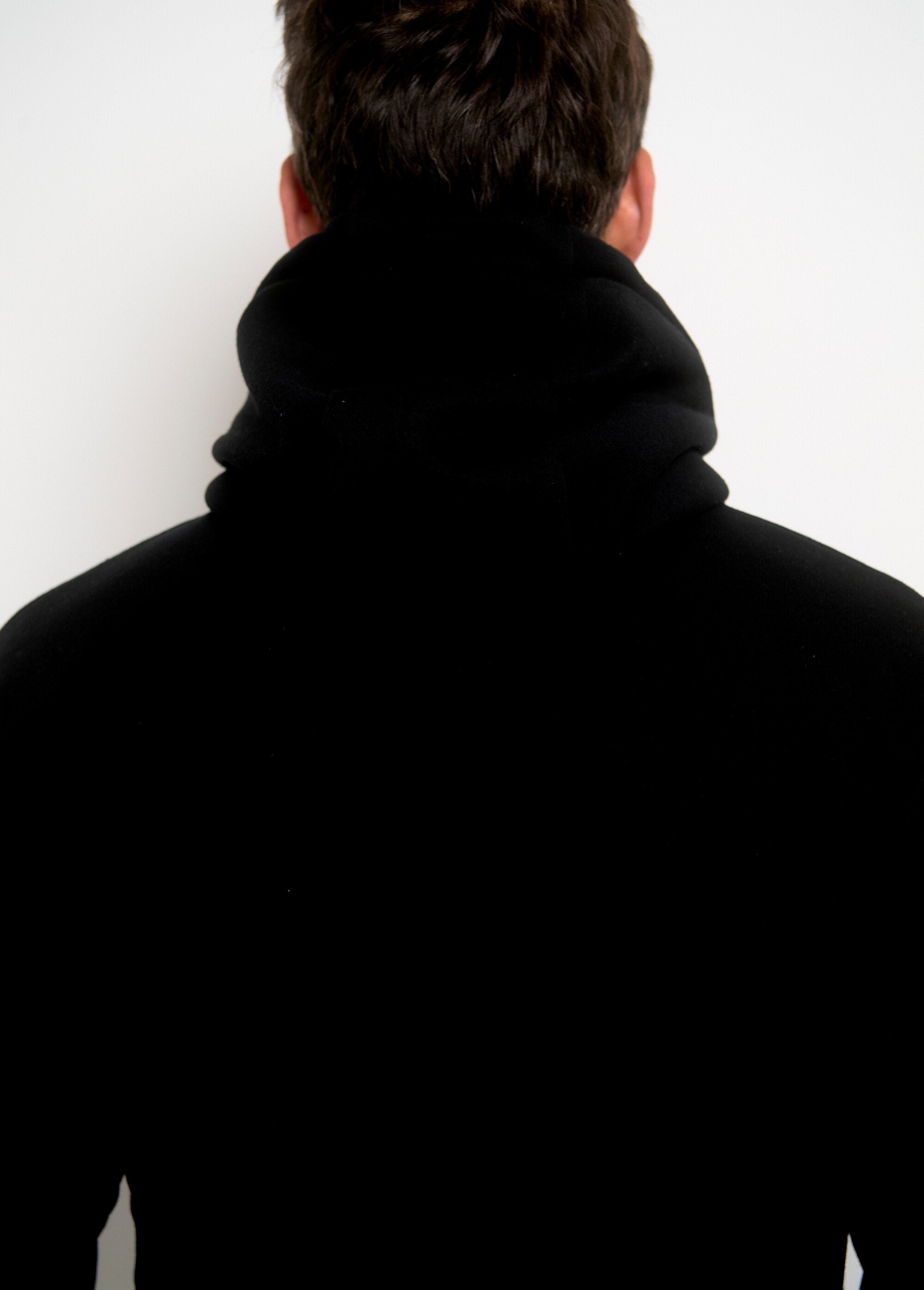 Vlag_hoodie_met_kangoeroezak_Noir_DO2_slim