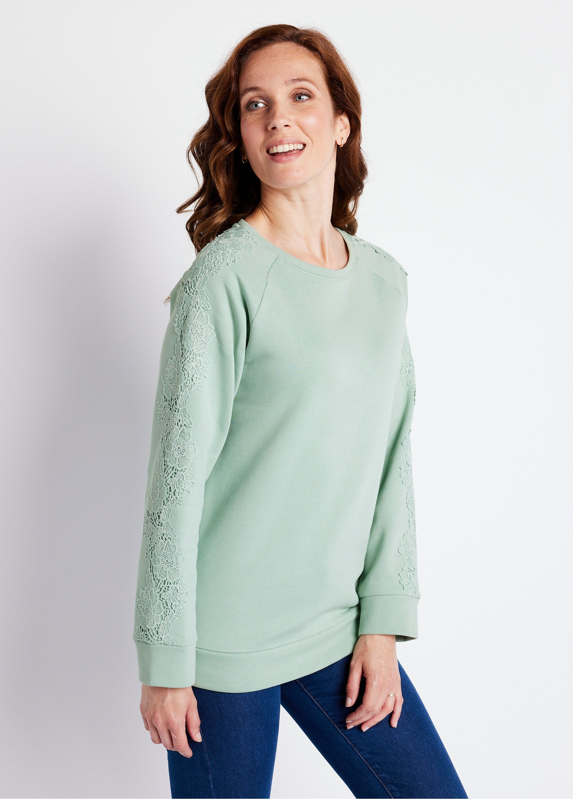 Jersey_sweatshirt_met_kanten_kraag_watergroen_FA1_slim