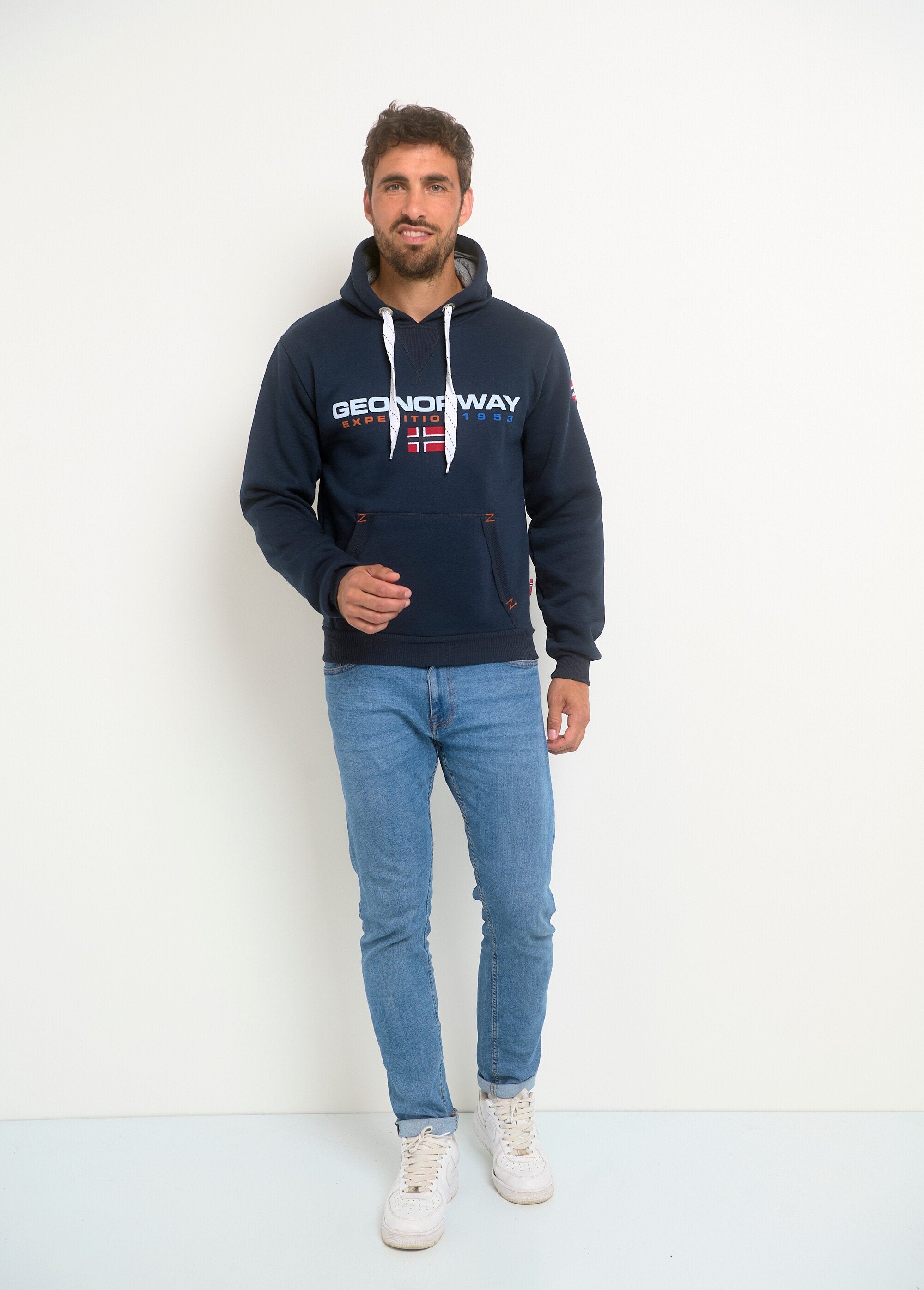 Heren_sweatshirt_met_kangoeroezak_Marine_SF1_slim