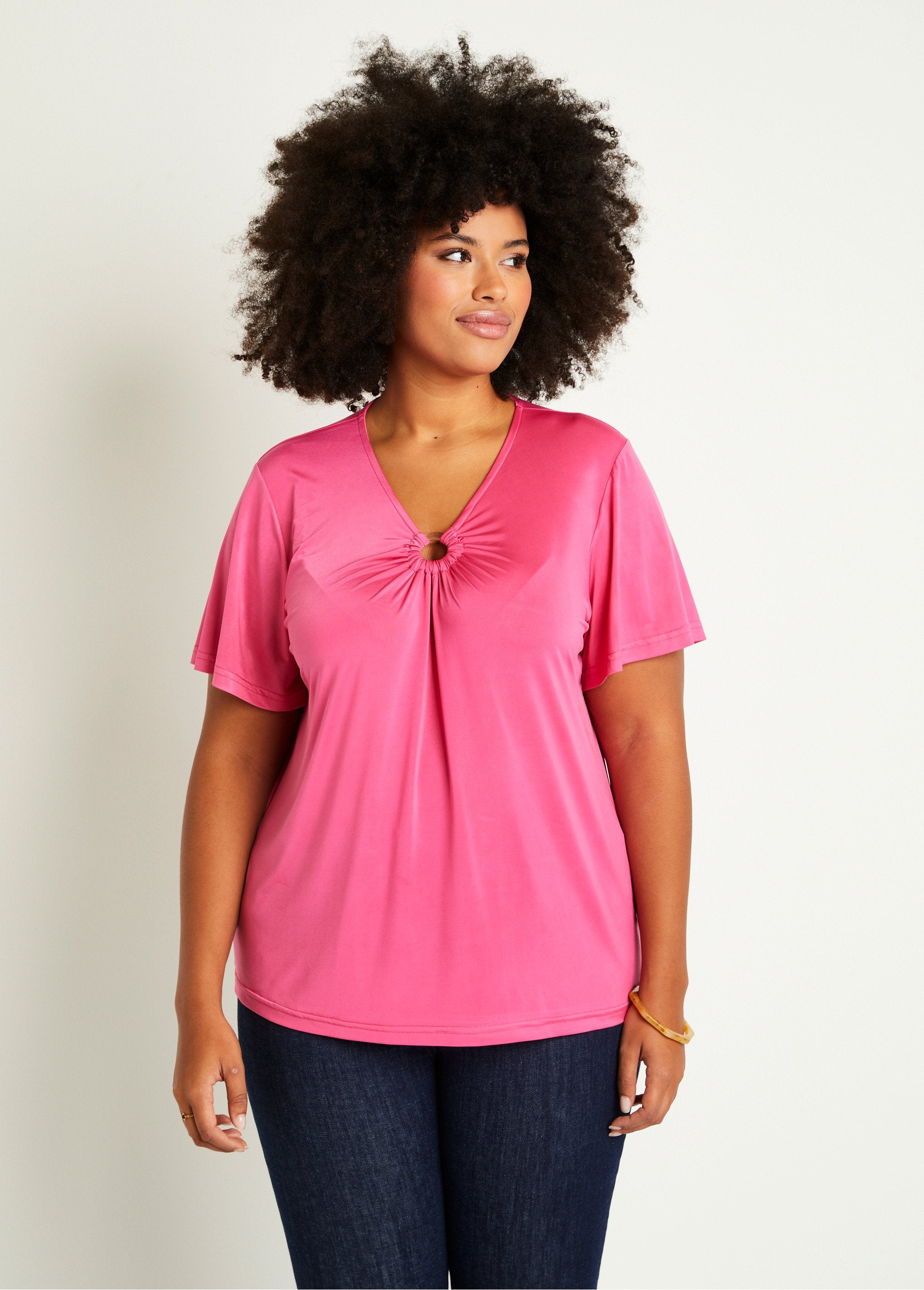 Kort,_effen_of_gebladerd_T-shirt_Effen_fuchsia_FA1_curvy