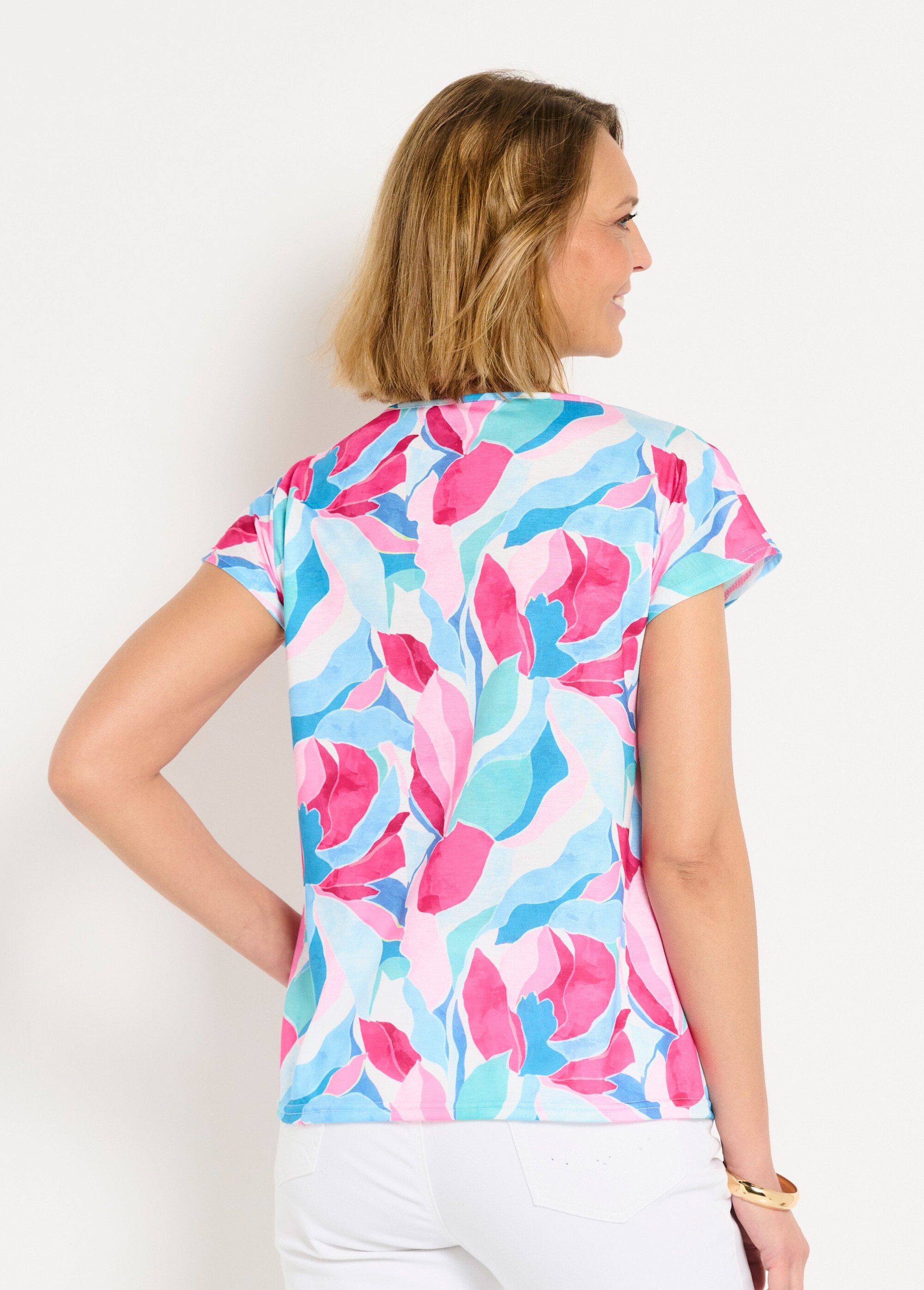 T-shirt_met_glanzende_opdruk_en_V-hals_Bleu_et_rose_DO1_slim