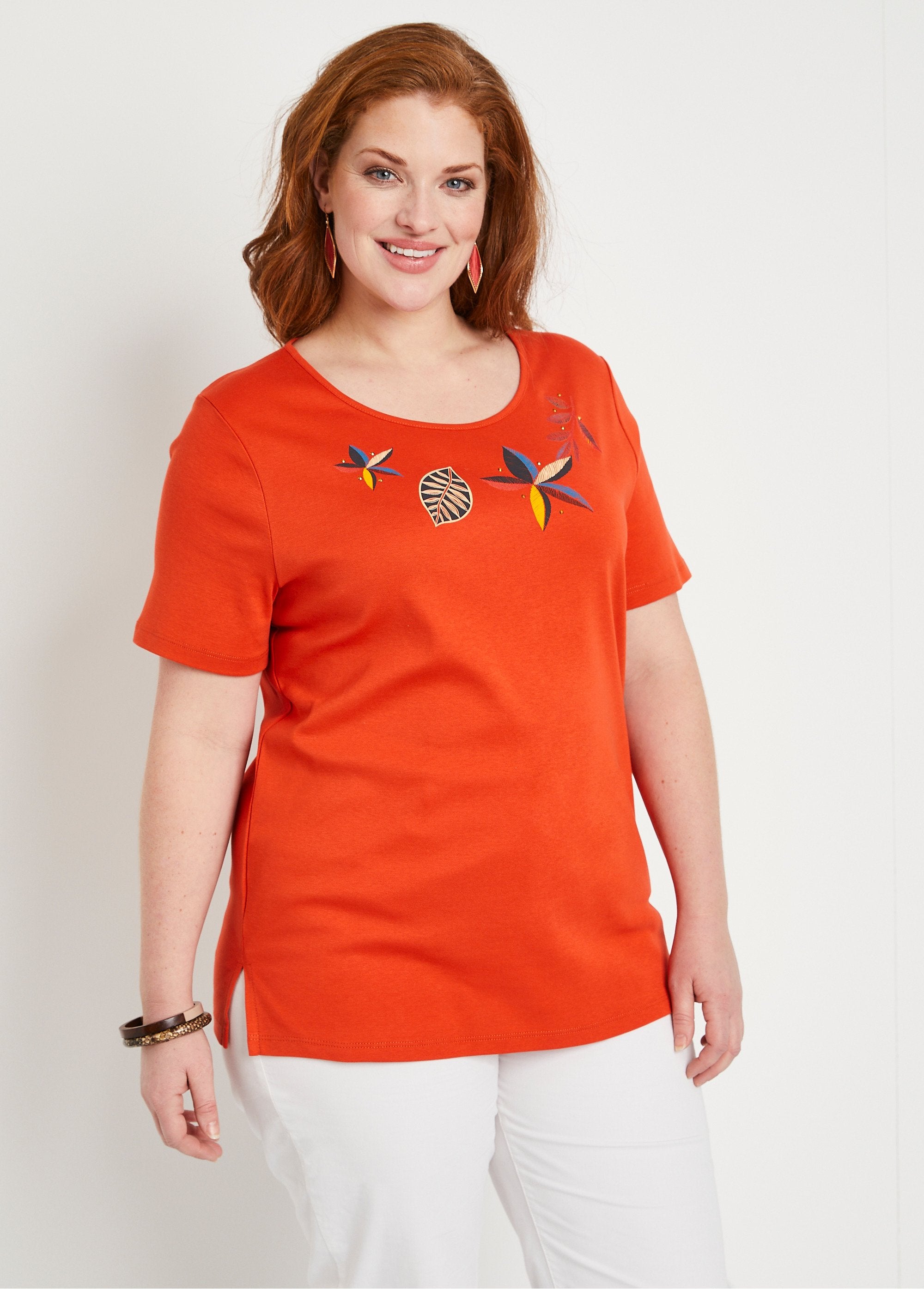 Recht_T-shirt_met_lange_mouwen_ORANJE_FA1_curvy