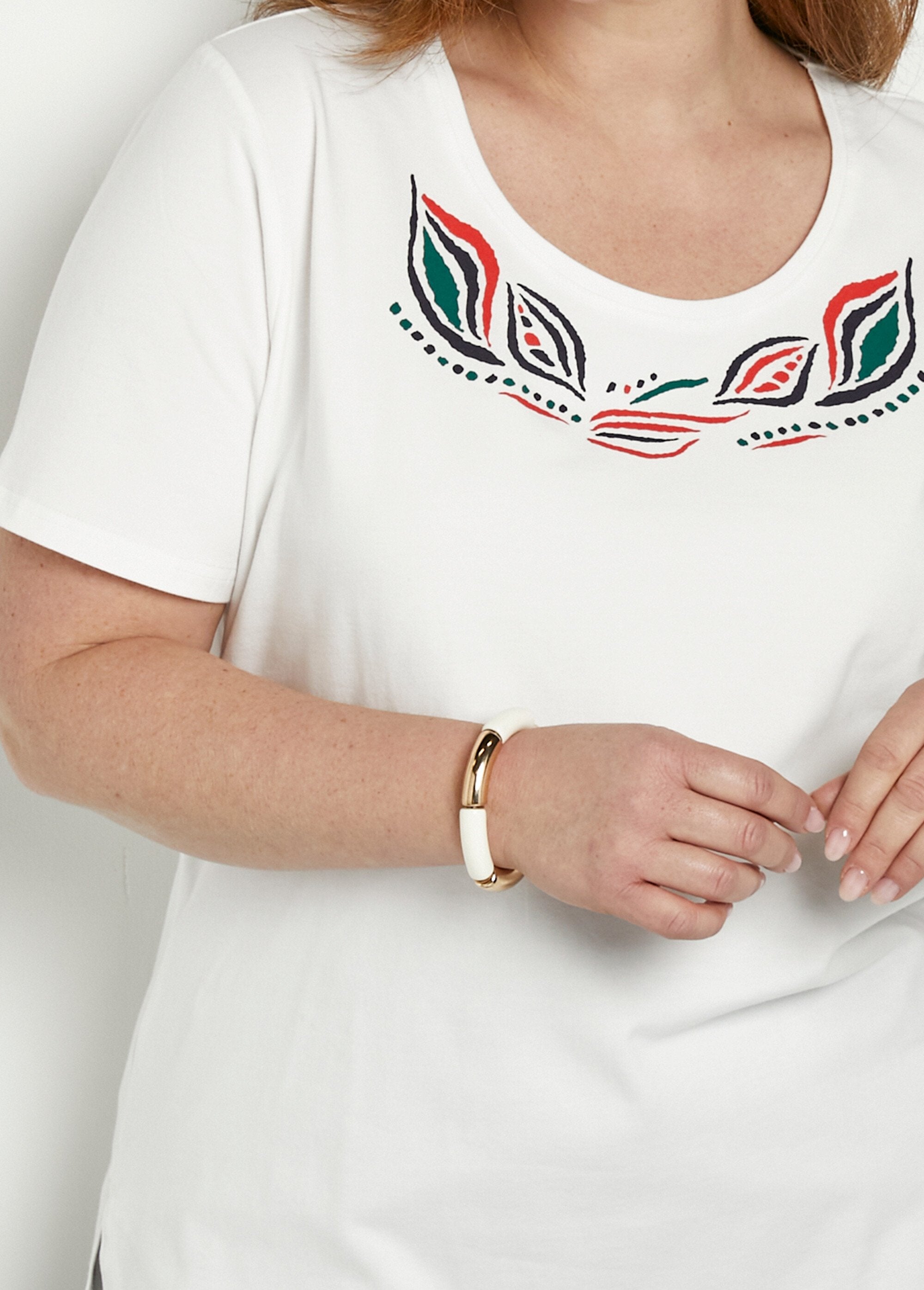 T-shirt_long_manches_courtes_col_rond_Uni_blanc_DE1_curvy