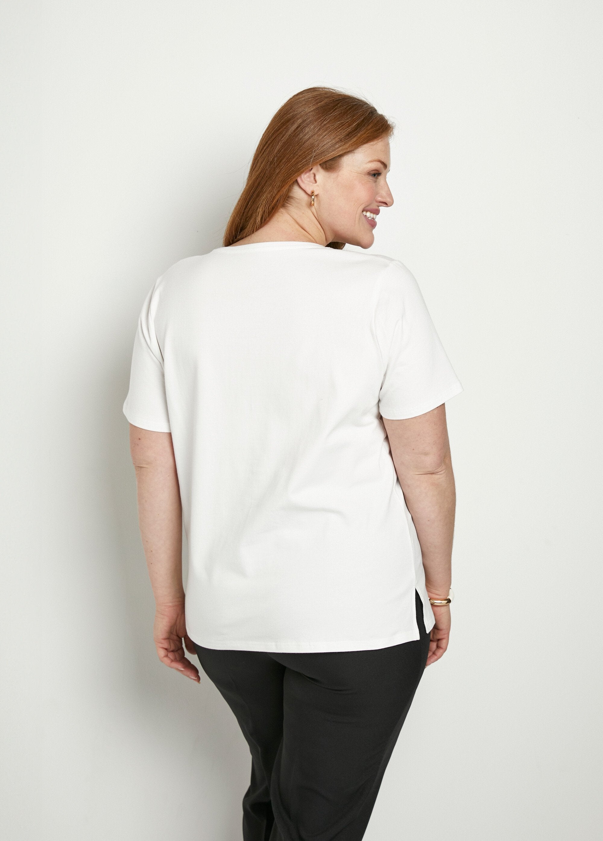 T-shirt_long_manches_courtes_col_rond_Uni_blanc_DO1_curvy