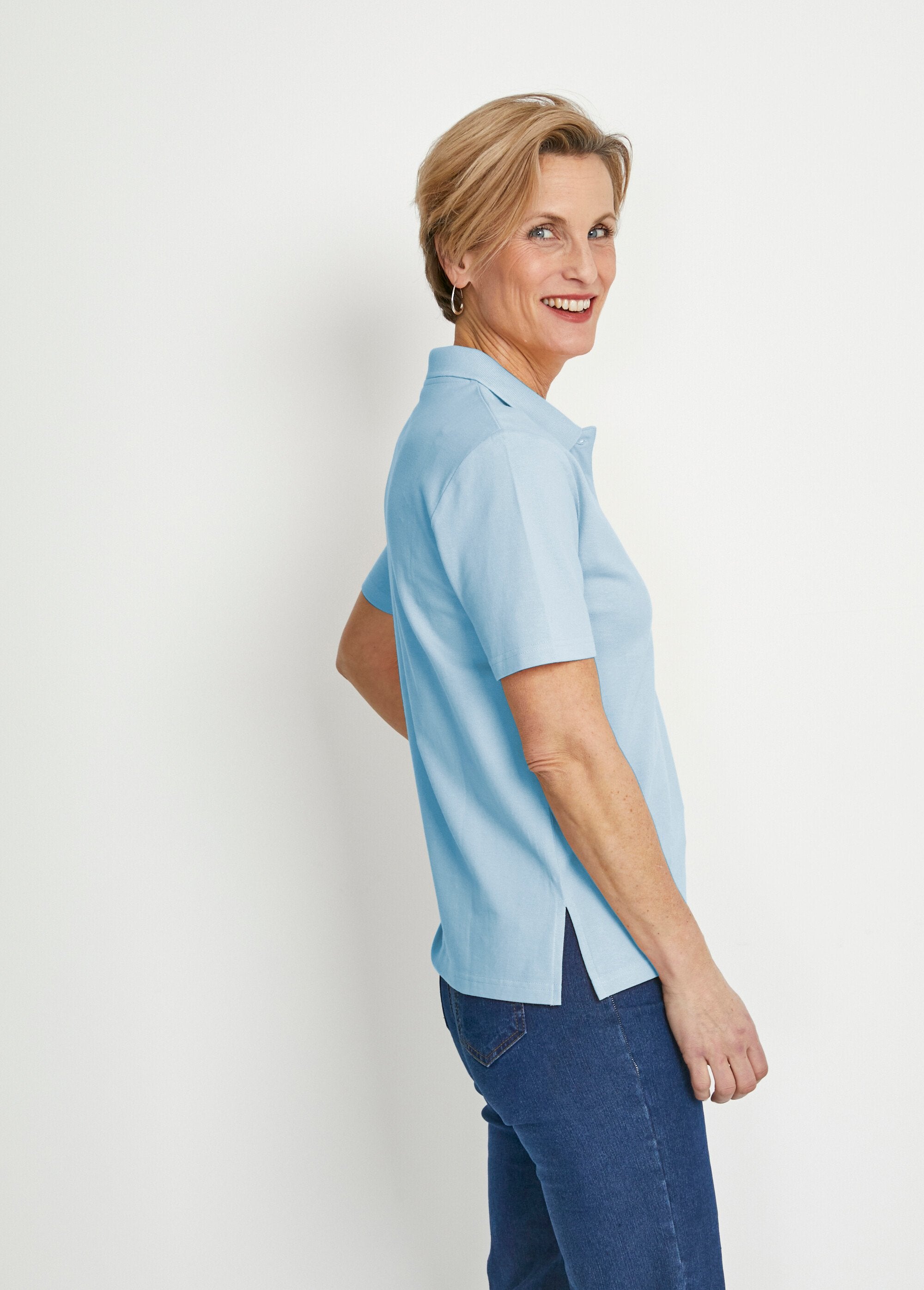 Gebreid_katoenen_polo_hals_T-shirt_BLAUW_DR1_slim