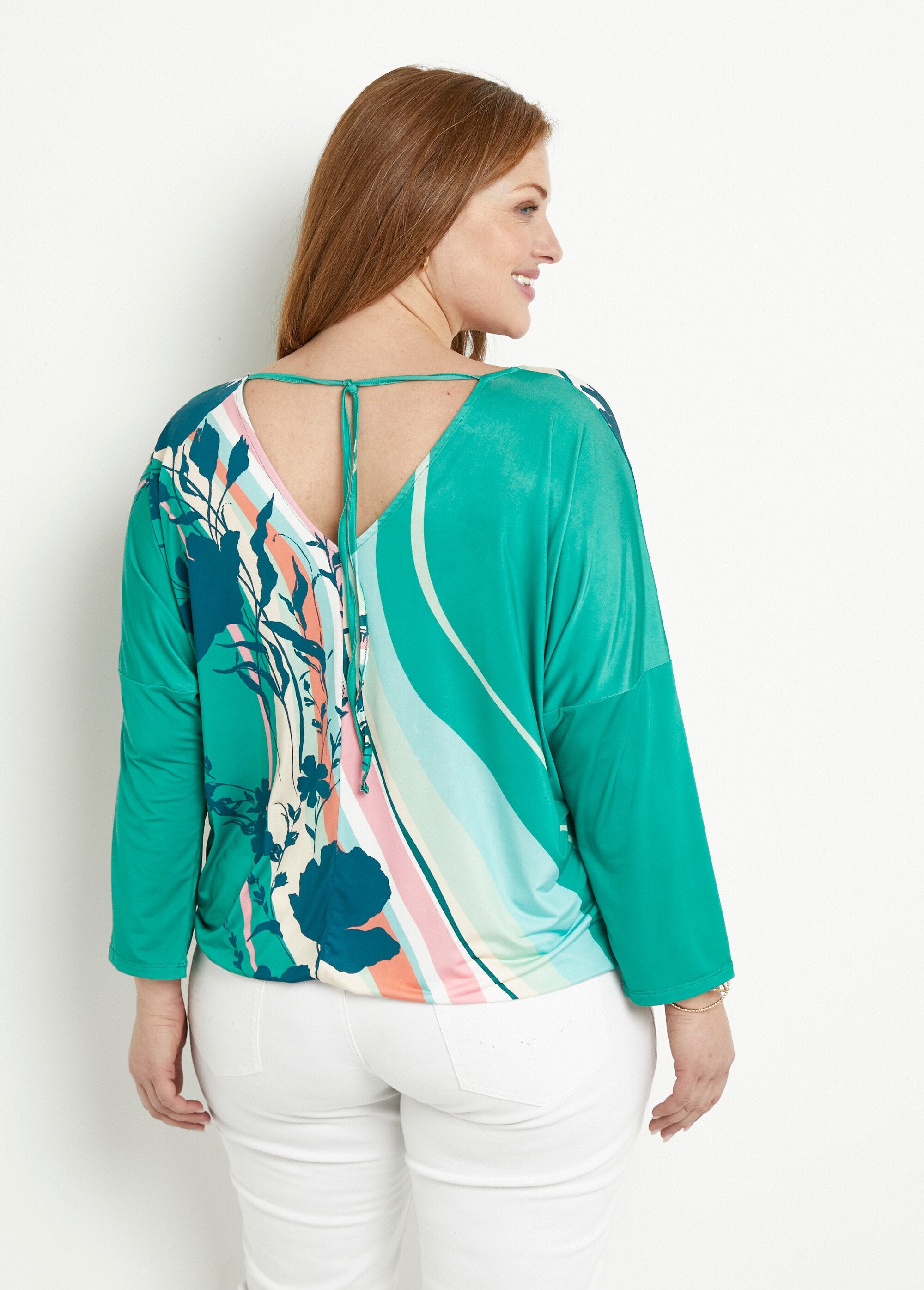 T-shirt_met_3/4-mouwen_en_patroon_Vert_et_rose_DO1_curvy