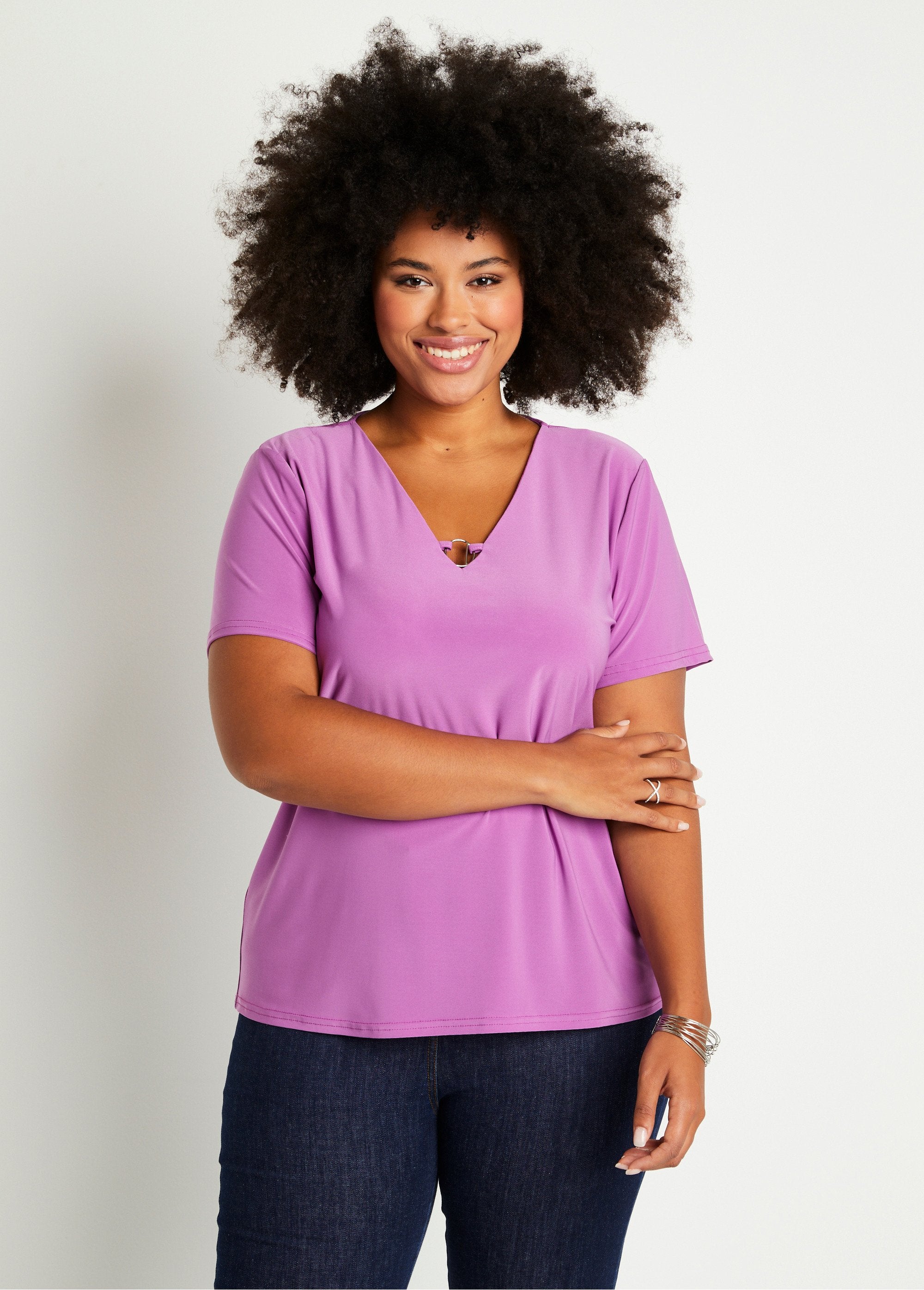 Effen_of_bedrukt_T-shirt_met_korte_mouwen_Effen_paars_FA2_curvy