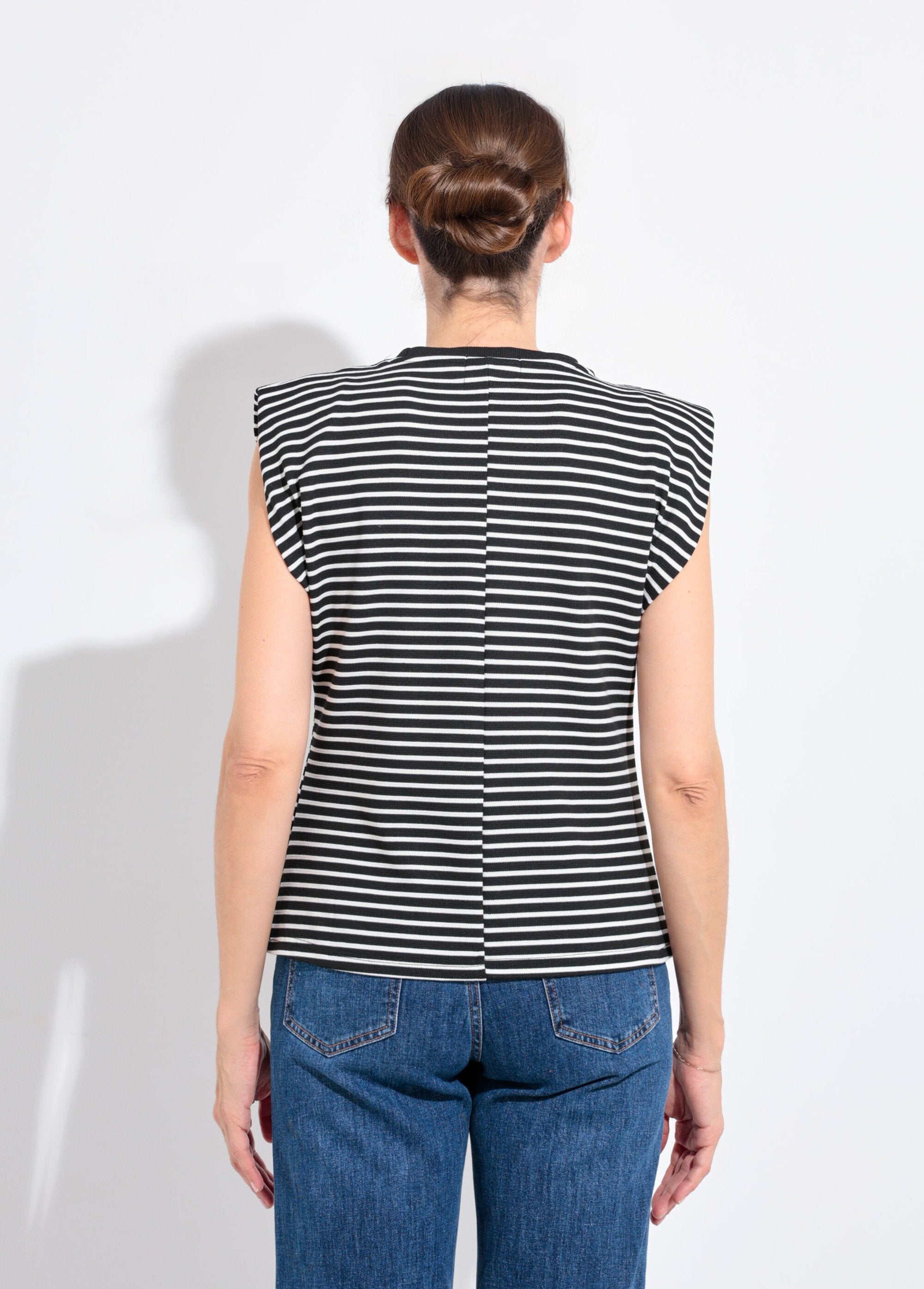 Gestreept_T-shirt_met_kimonomouwen_Raye_noir_et_blanc_DO1_slim