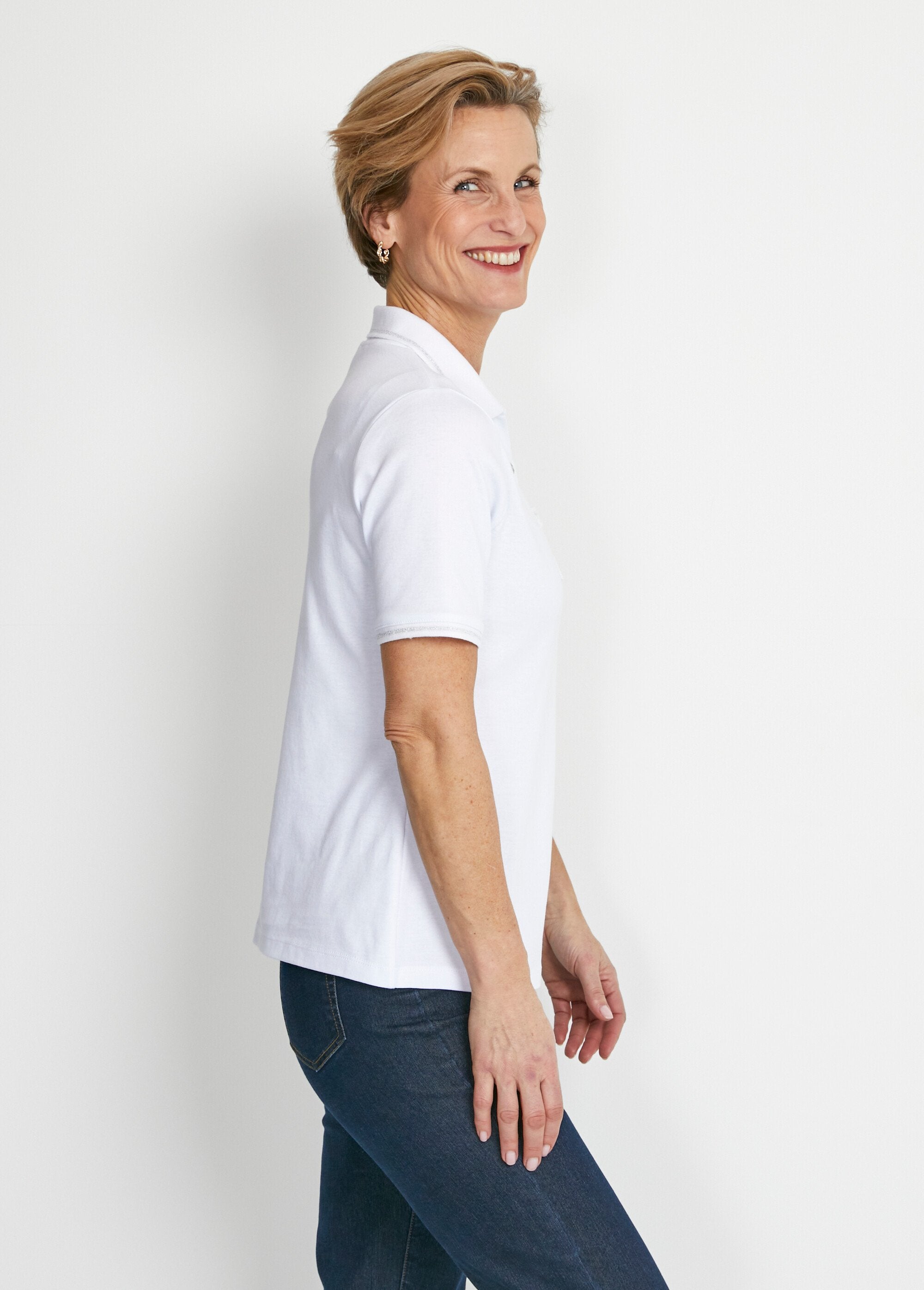 Gebreid_T-shirt_met_polokraag_Blanc_DR1_slim