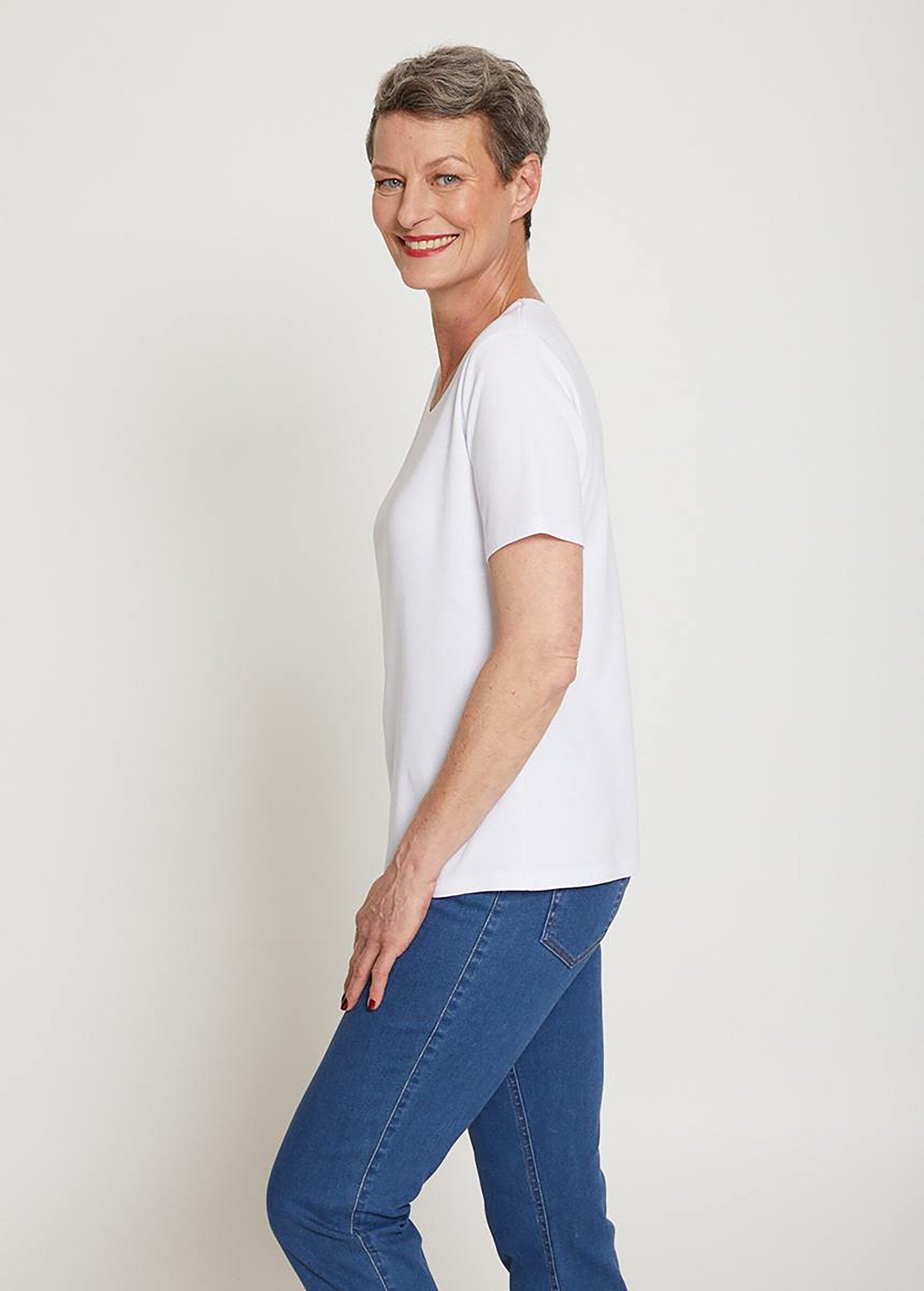 Recht_gesneden_biologisch_katoenen_T-shirt_met_boodschap_Ecru_DR1_slim