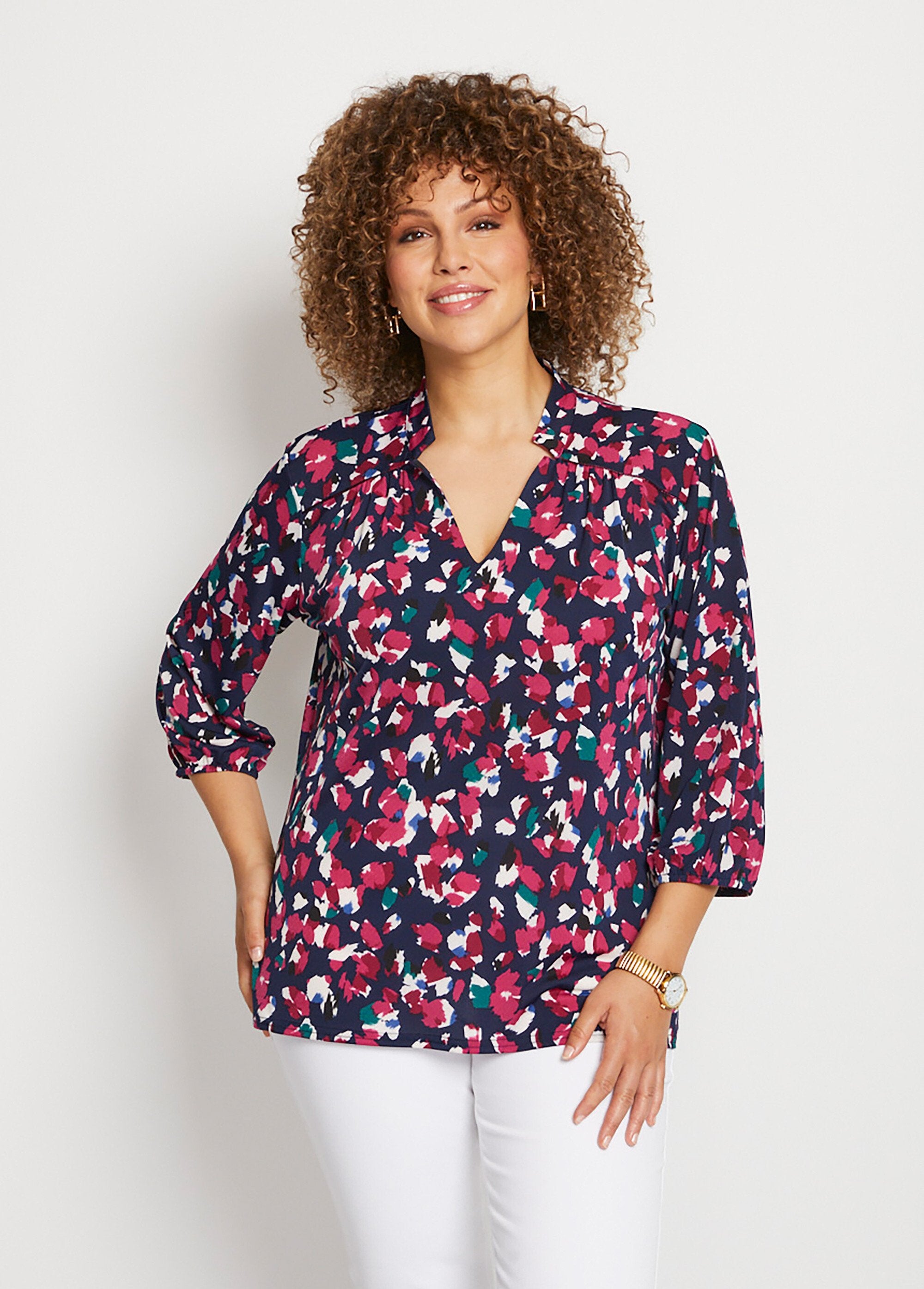 3/4_mouw_kort_uitlopend_T-shirt_Fuchsia-print_FA1_curvy