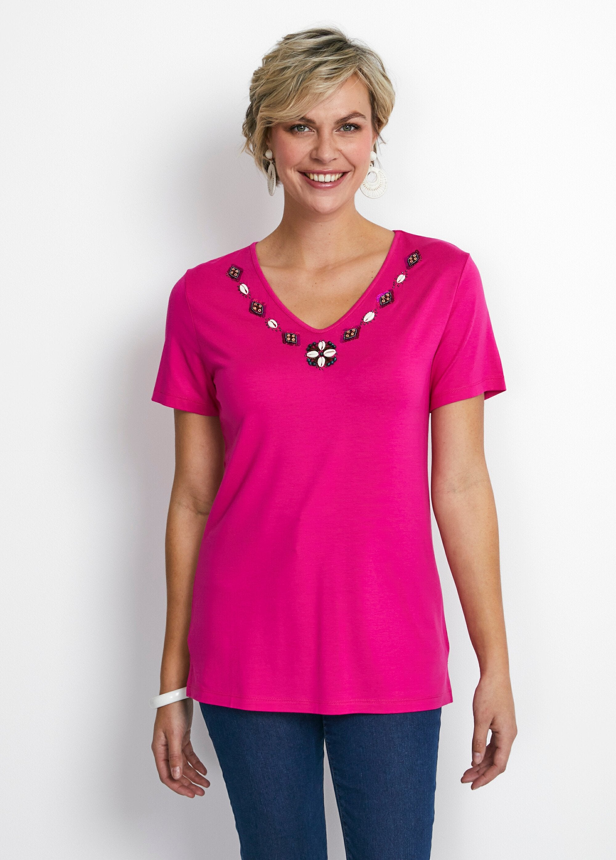 Lang_juweel_T-shirt_met_V-hals_Fuchsia_FA1_slim