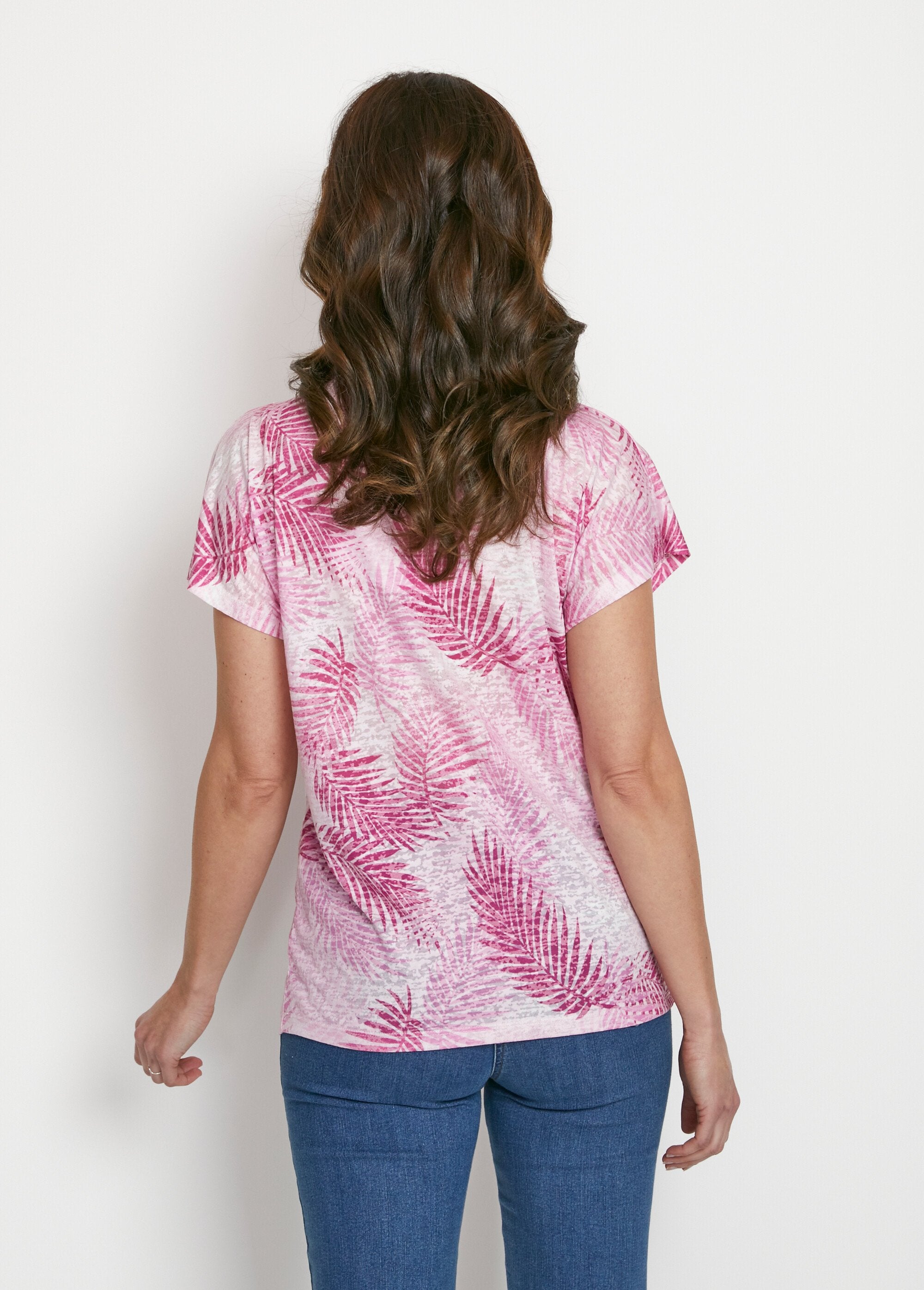 T-shirt_met_bijgesneden_print_ROZE_DO1_slim