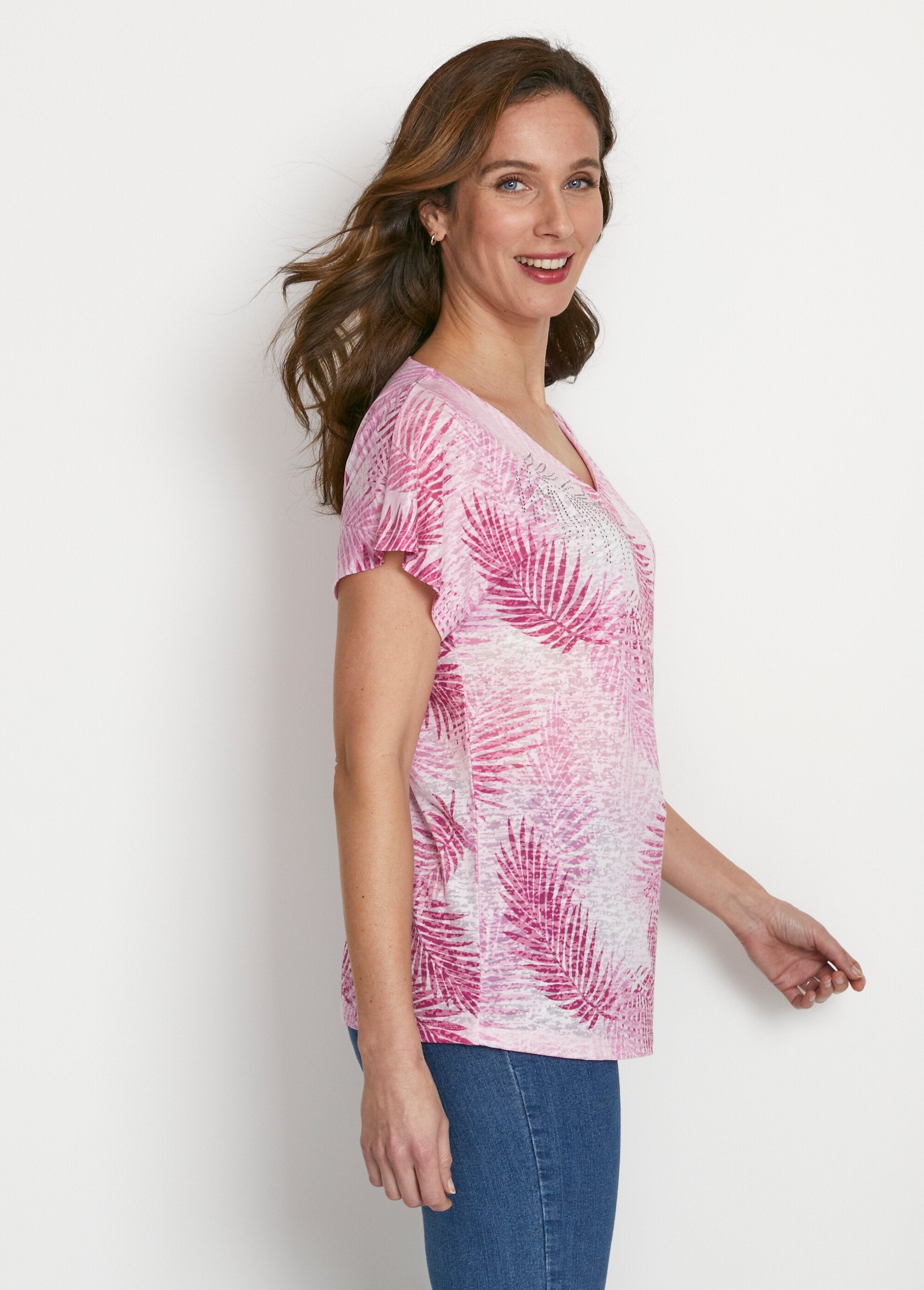 T-shirt_met_bijgesneden_print_ROZE_DR1_slim