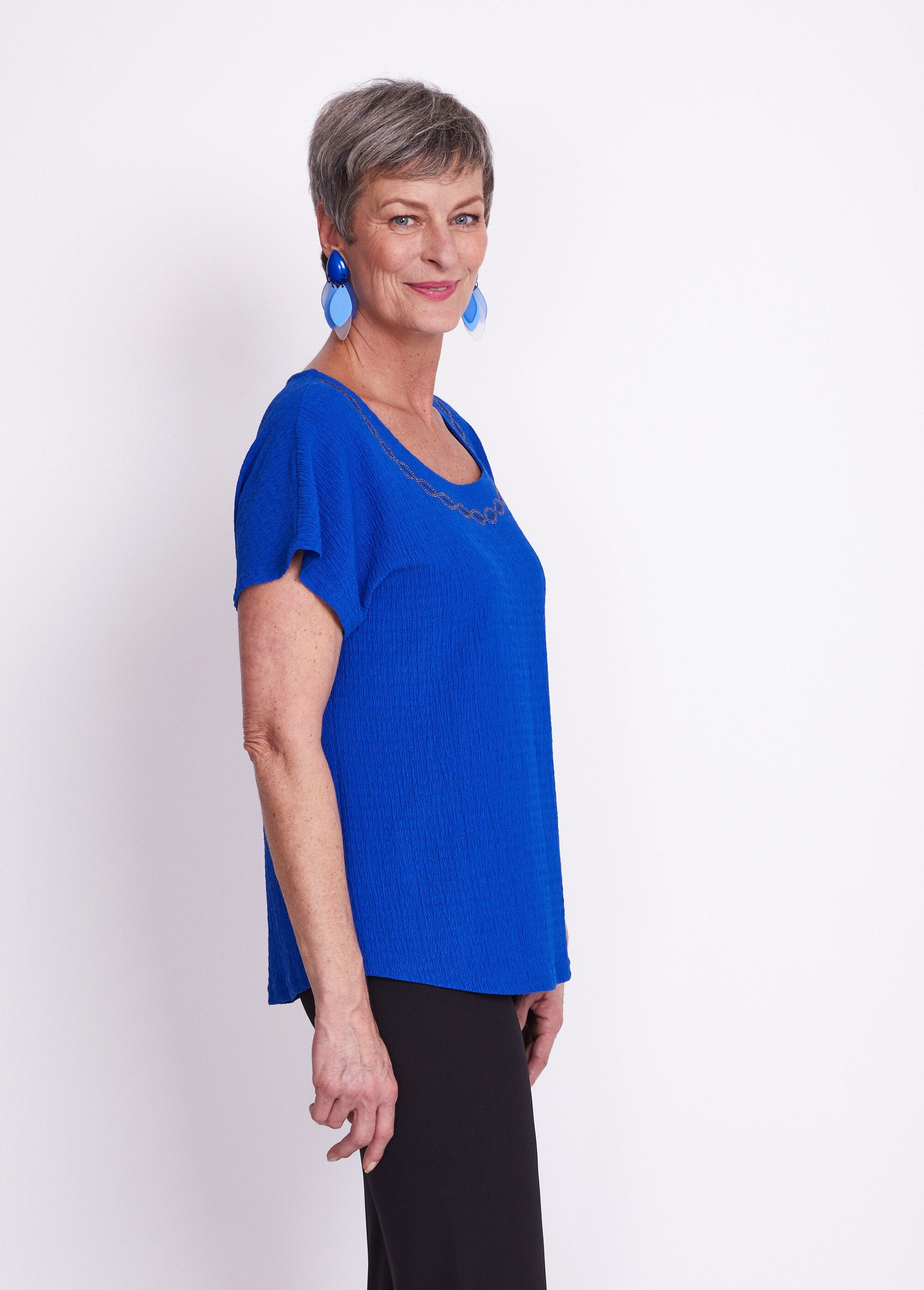 T-shirt_met_kimono_mouwen_in_wafelbreisel_Bleu_DR1_slim