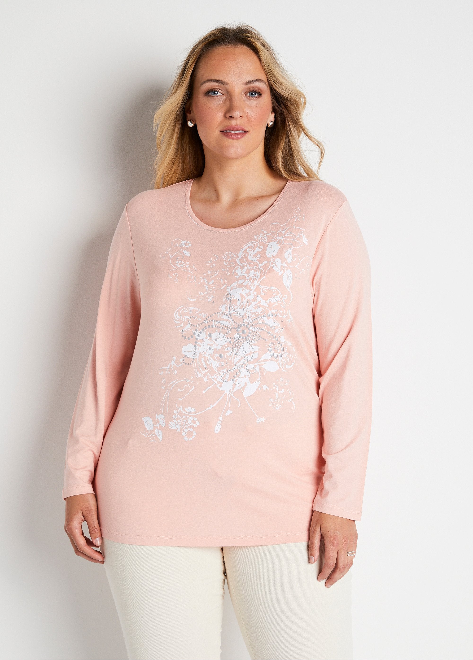 T-shirt_met_lange_mouwen_in_vloeiend_breisel_ROZE_FA1_curvy