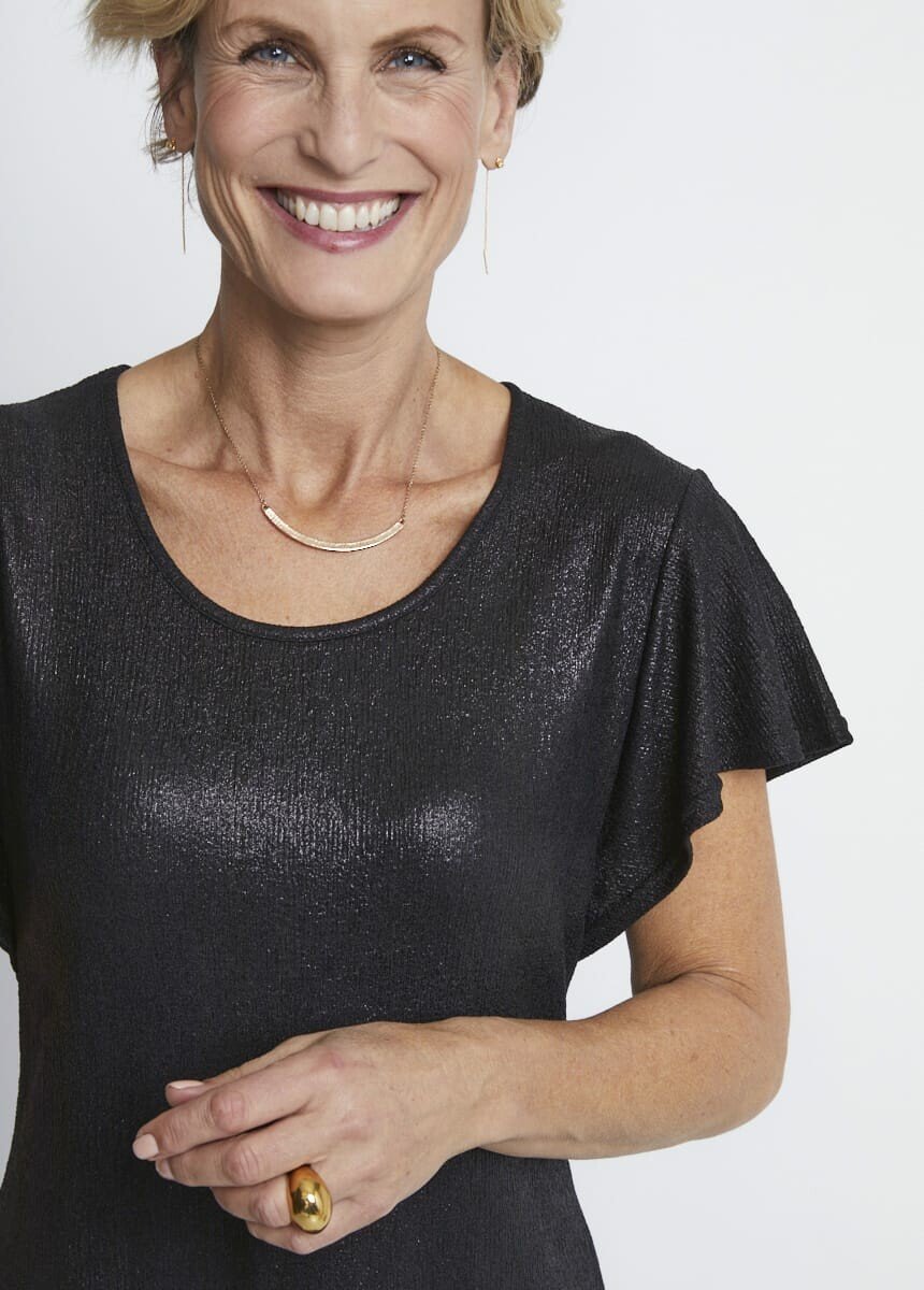 Sprankelend_t-shirt_met_vlindermouwen_Noir_DE1_slim