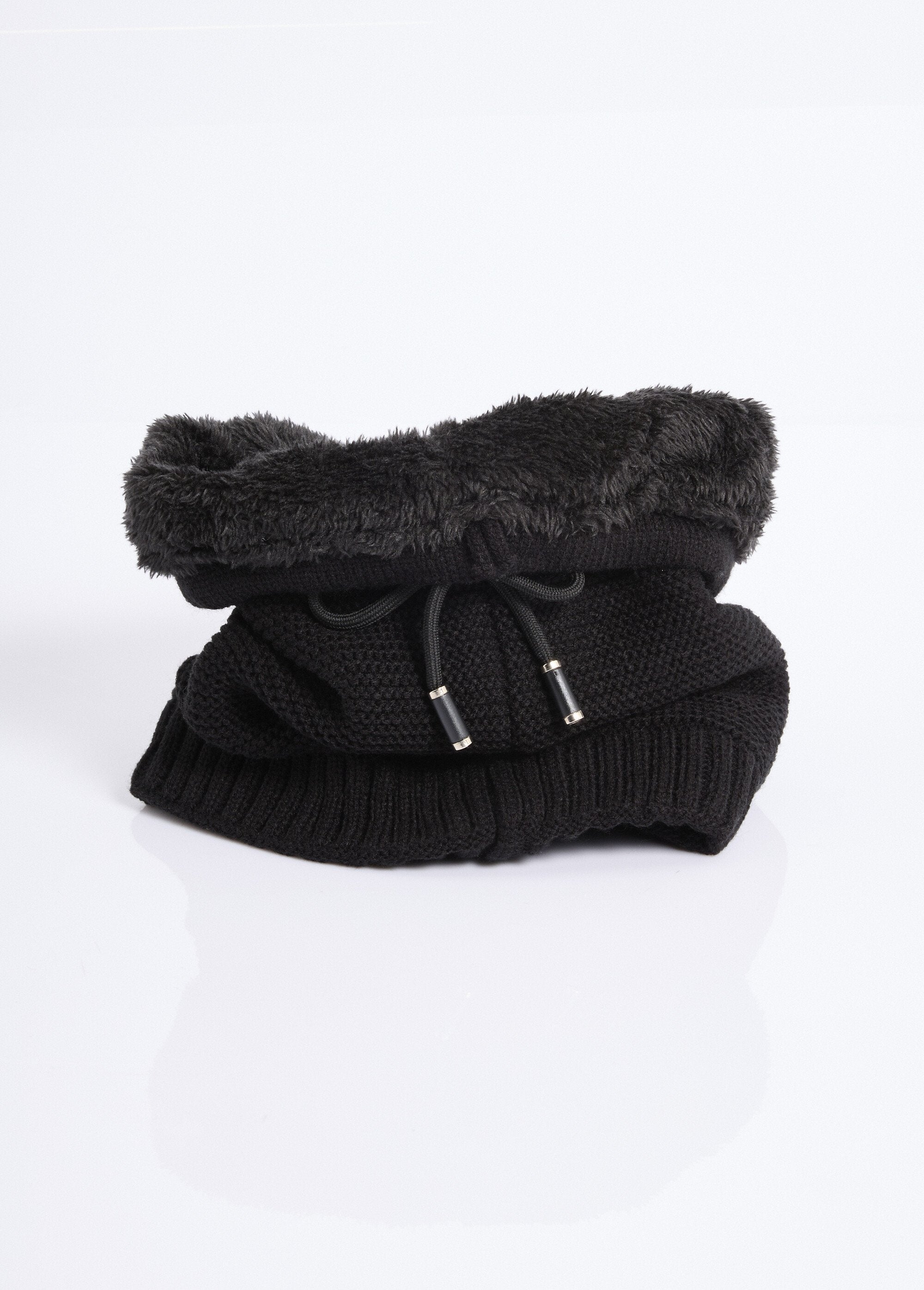 Tour_de_cou_maille_et_sherpa,_point_de_riz_Noir_FA1_slim