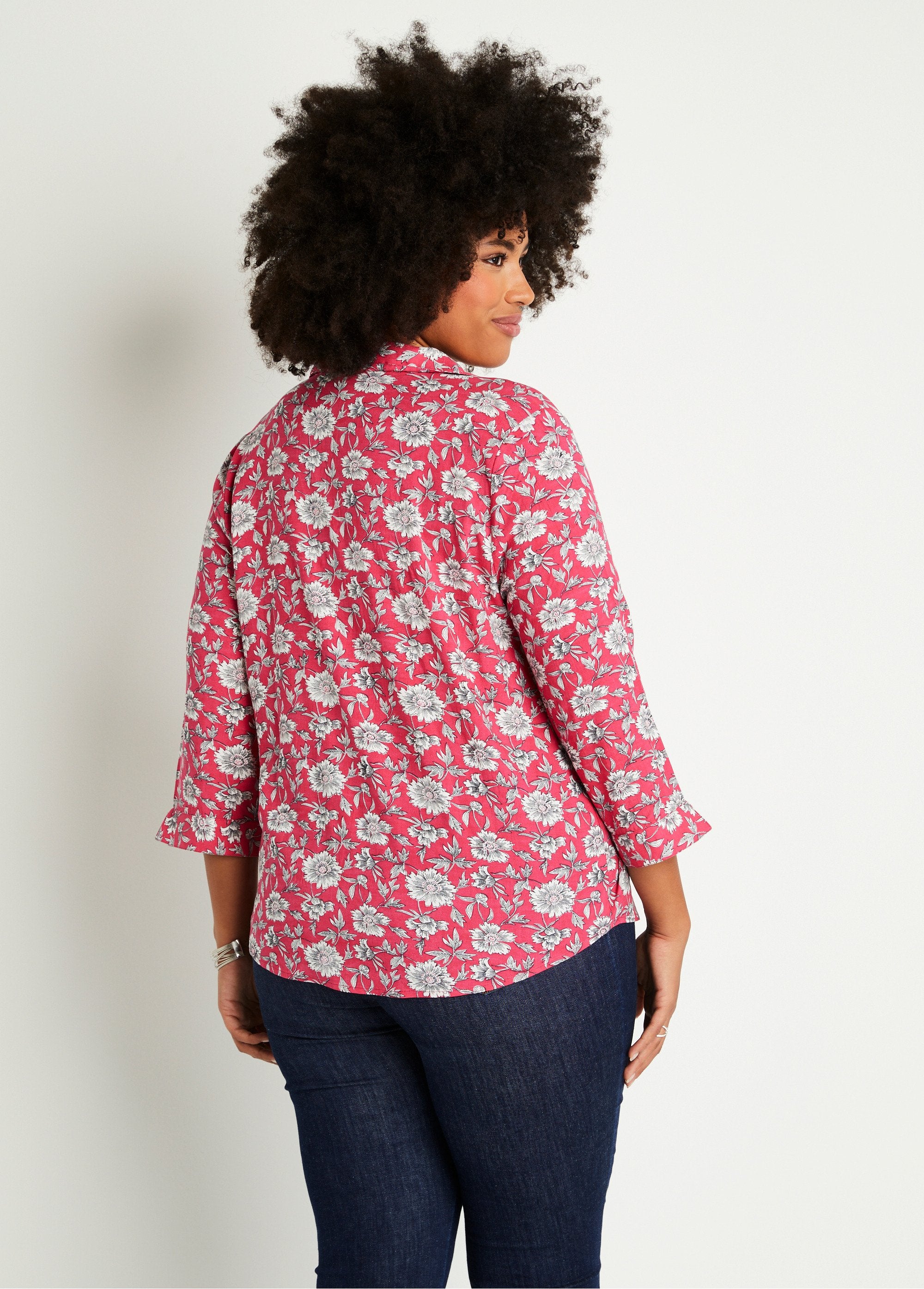 Gebloemde_lange_uitlopende_tuniek_Roze_en_wit_DO1_curvy