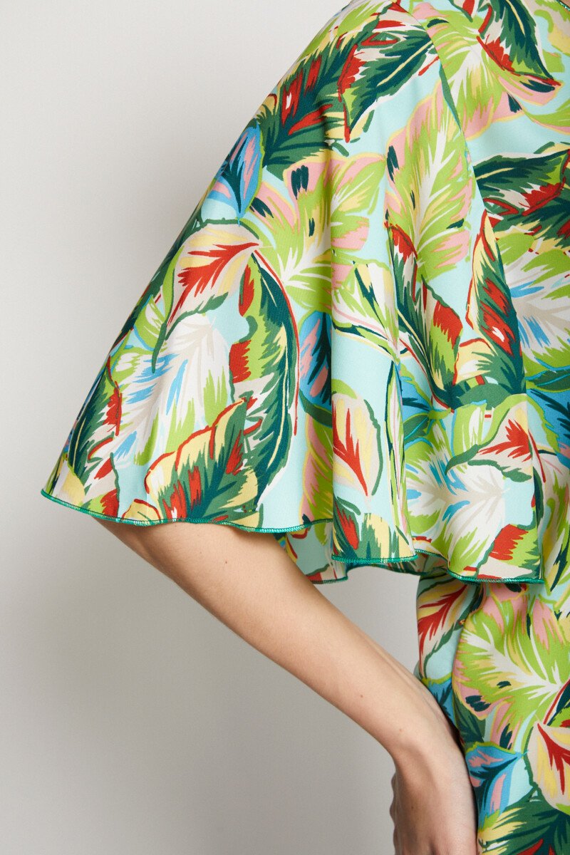 Halflange_tuniek_met_mouwen_met_ruches_Fond_aqua_DE2_slim
