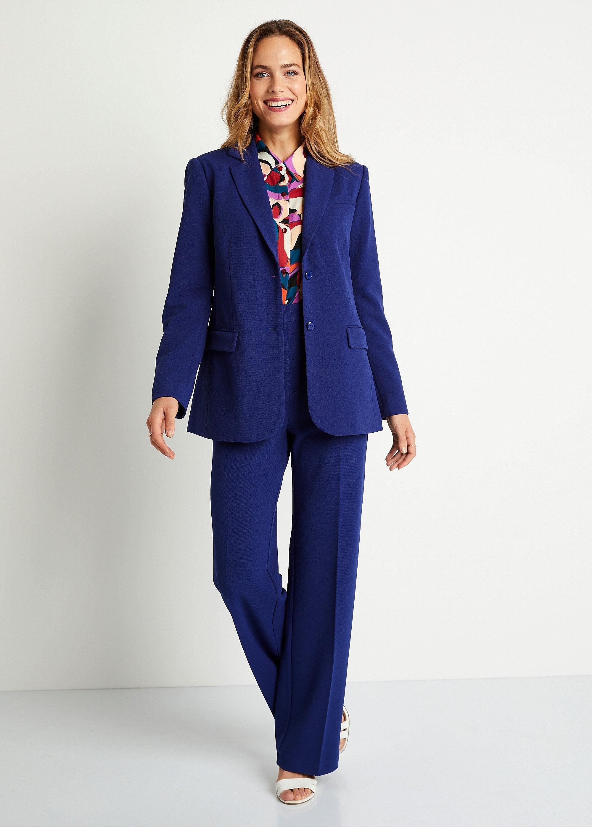 Effen_blazer_met_rechte_snit_Marien_SF1_slim