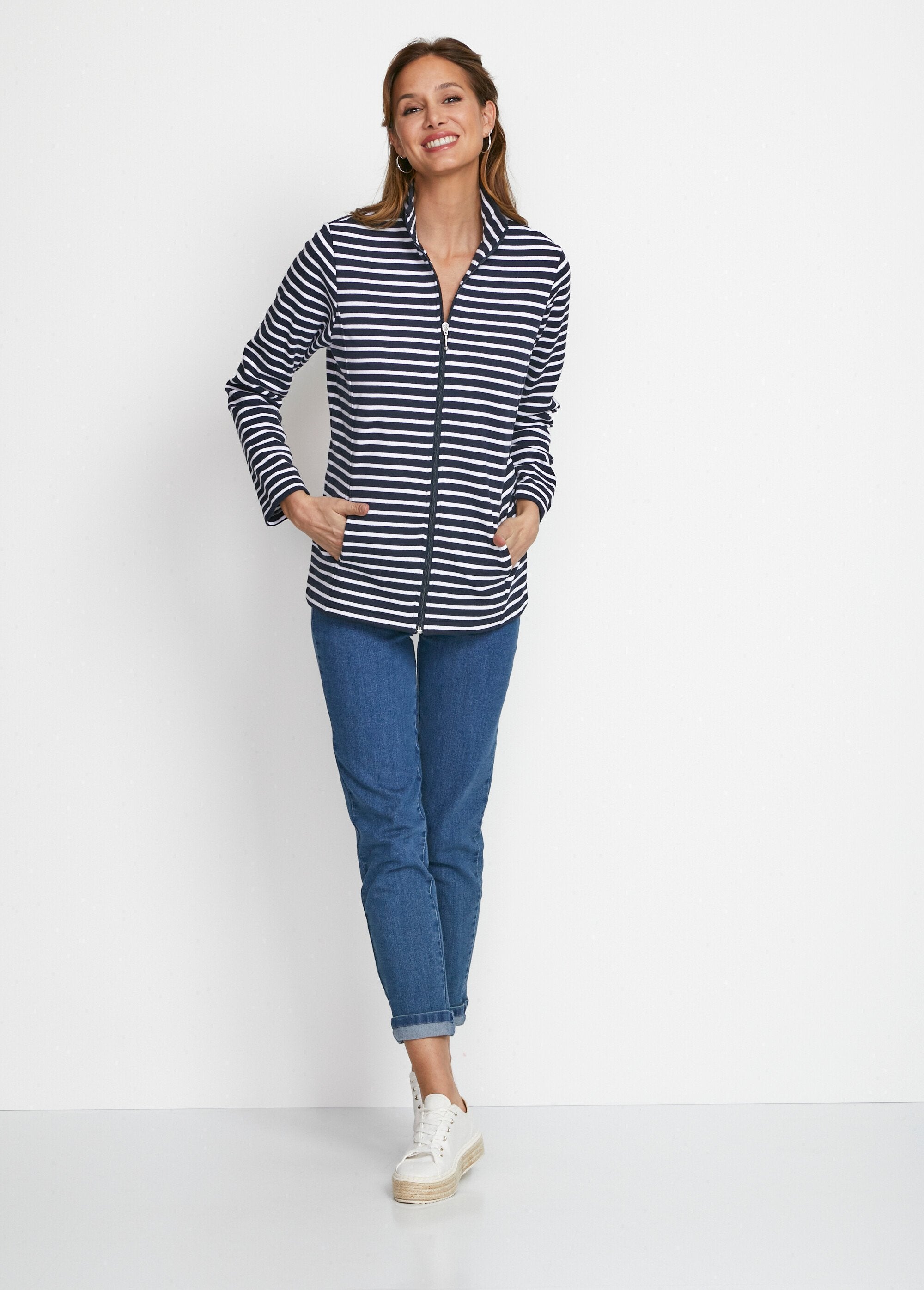 Casual_jasje_met_hoge_hals_Marine_streep_SF1_slim