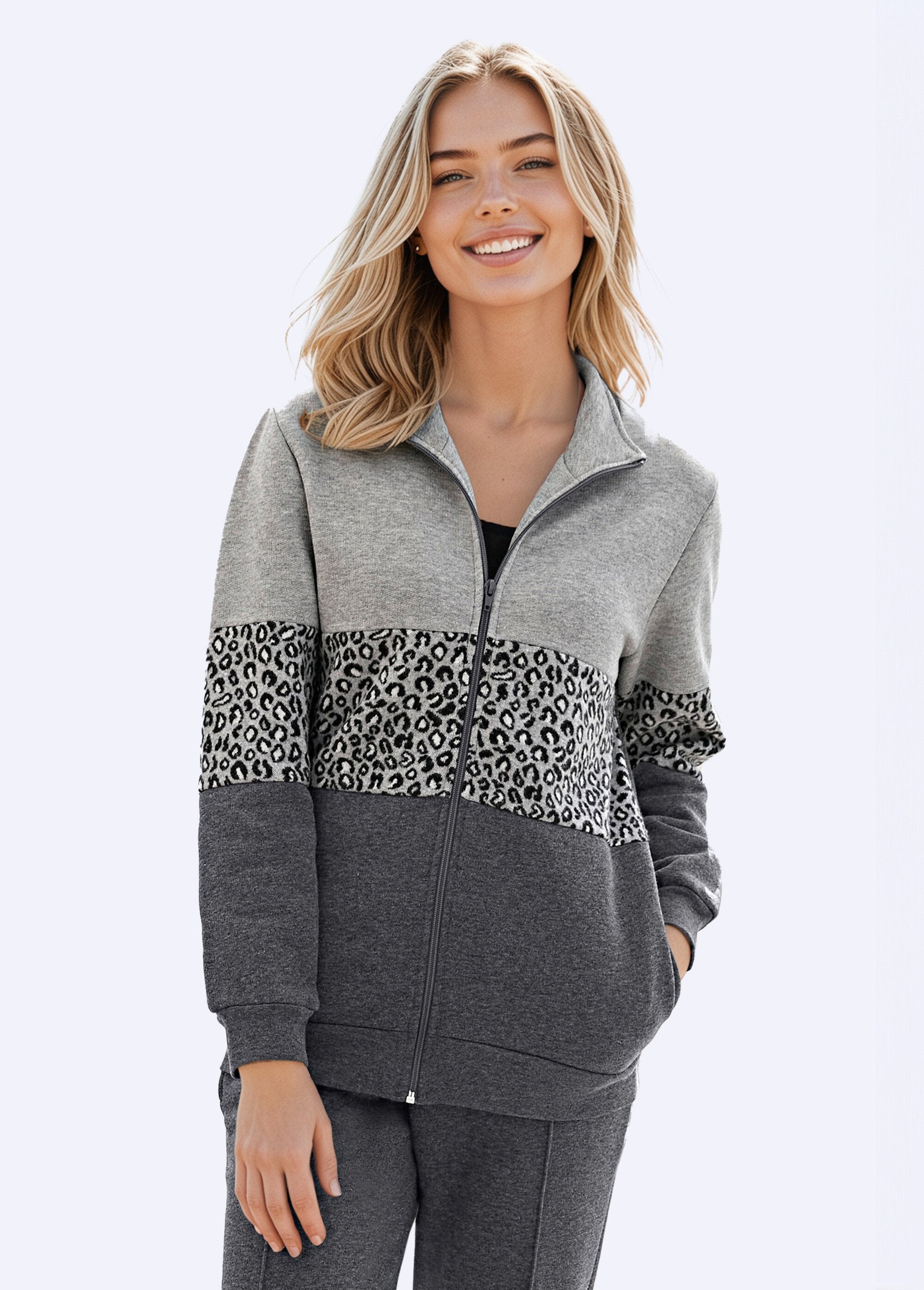 Met_fleece_gevoerd_loungejack_met_opstaande_kraag_GRIJS_FA1_slim