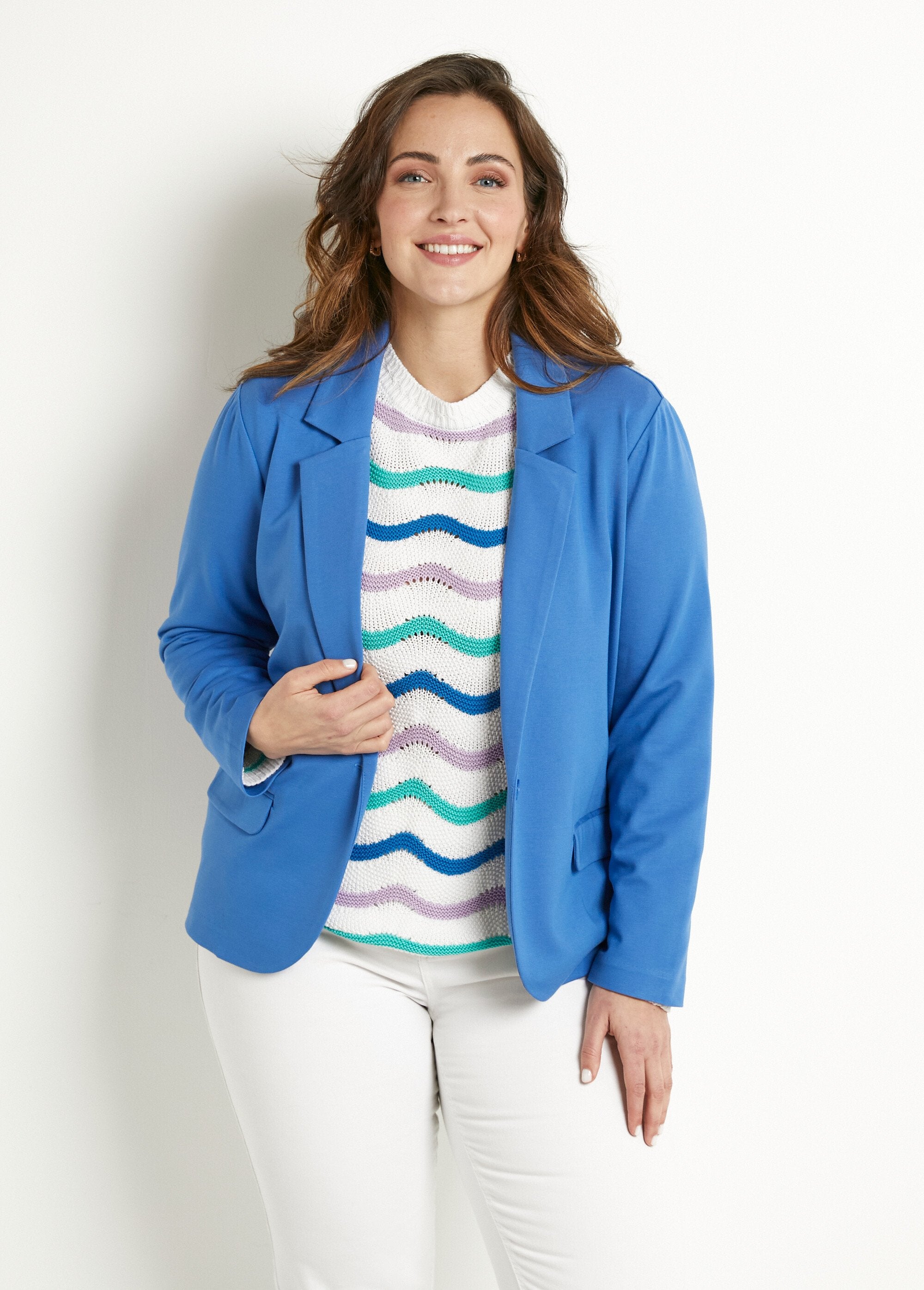 Veste_droite_boutonnée_maille_milano_unie_Bleu_mykonos_FA1_curvy