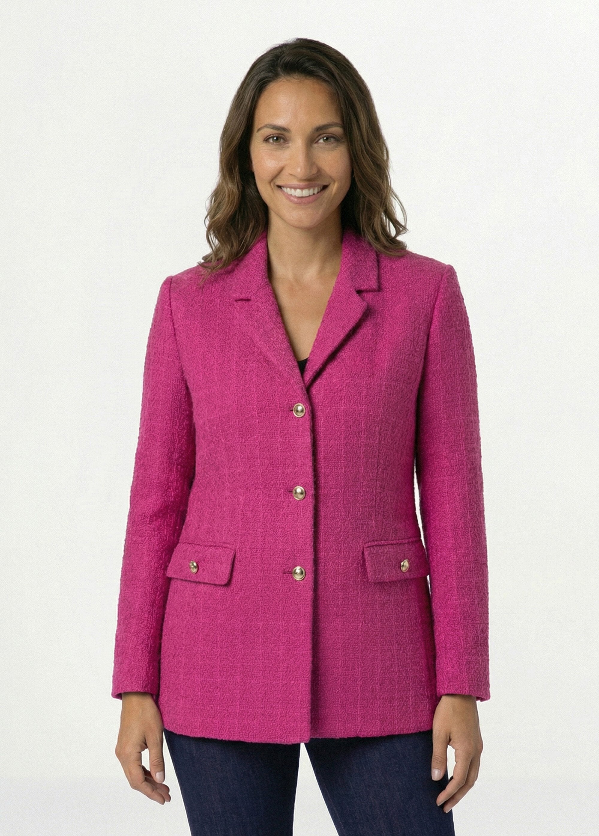 Rechte_jas_met_knoopsluiting_van_geweven_stof_met_getailleerde_kraag_Fuchsia_FA1_slim