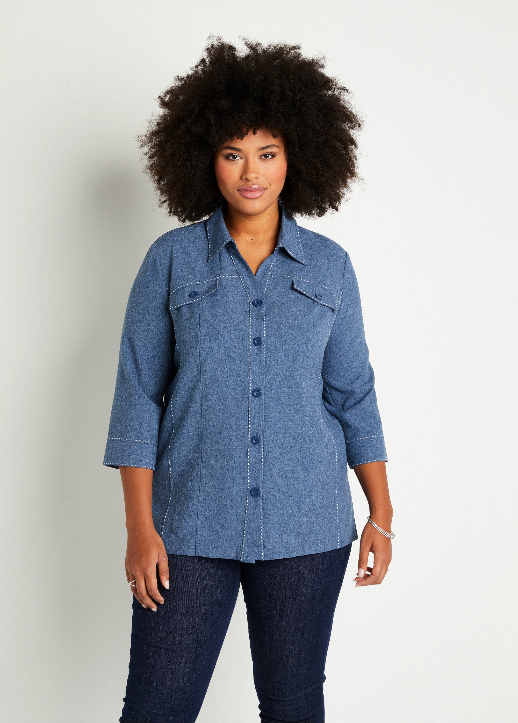 Lange_jas_met_knoopsluiting_Indigo_FA1_curvy