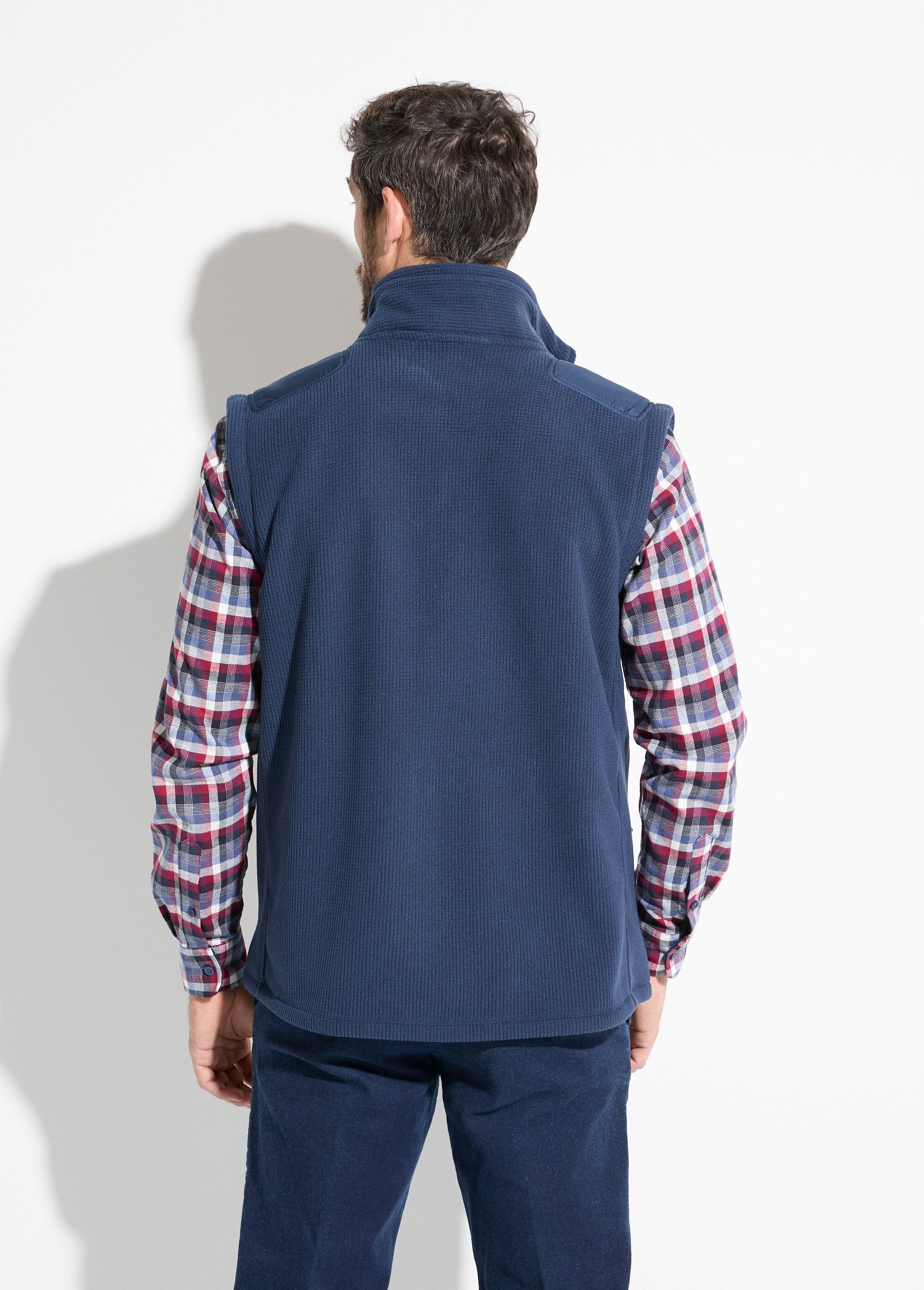 Mouwloos_fleecejack_met_opstaande_kraag_Marine_DO1_slim