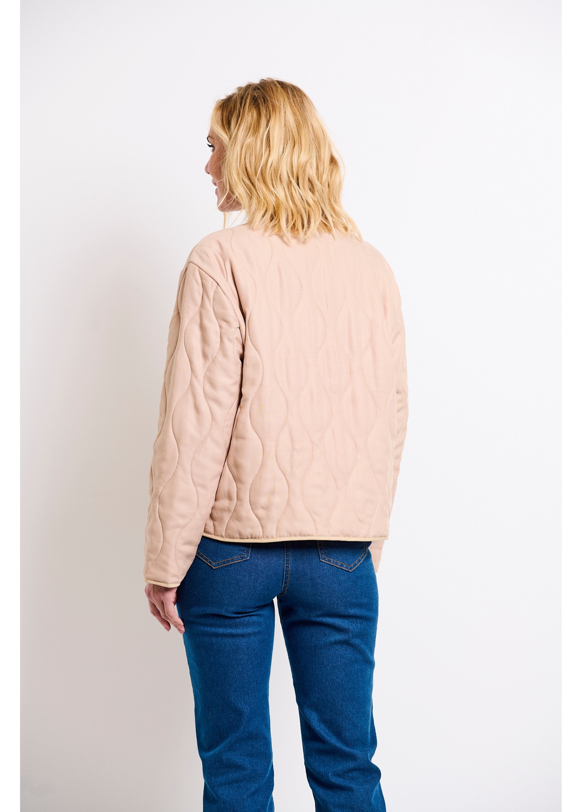 Veste_unie_matelassée_zippée_courte_col_rond_Beige_DO1_slim