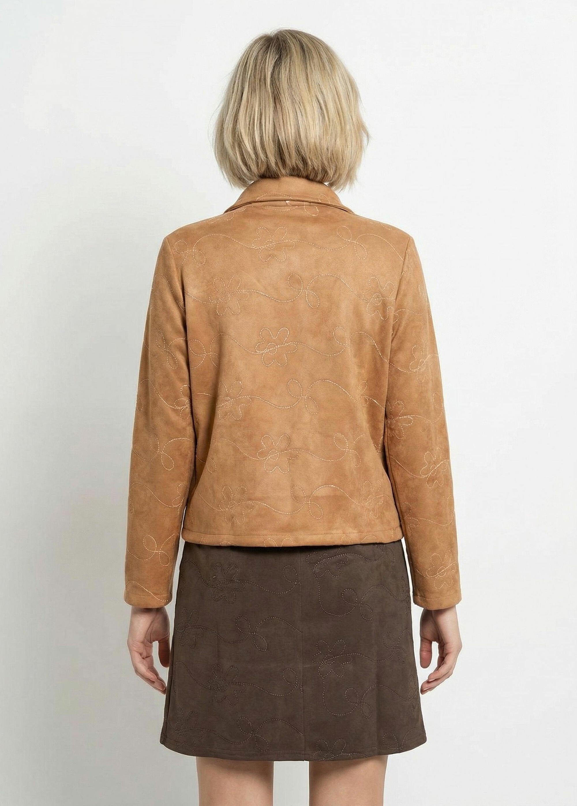 Ritsjack_in_bikerstijl,_imitatieleer_Camel_DO1_slim